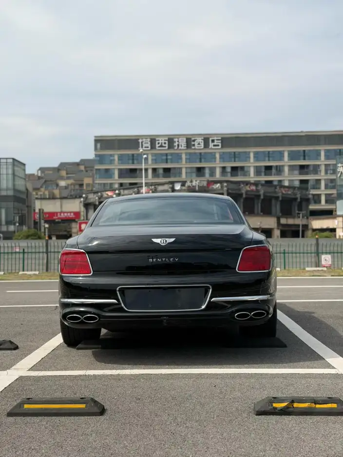Continental Flying Spur 2021 Model 4.0T V8 Standard Edition
