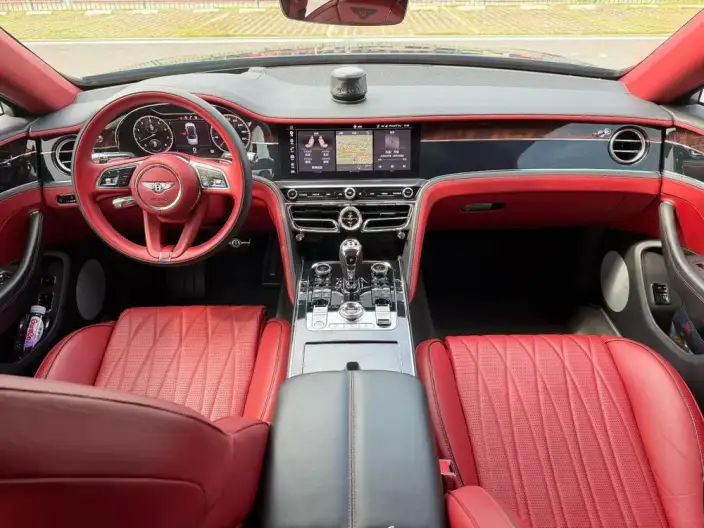 Continental Flying Spur 2021 Model 4.0T V8 Standard Edition – фото 8