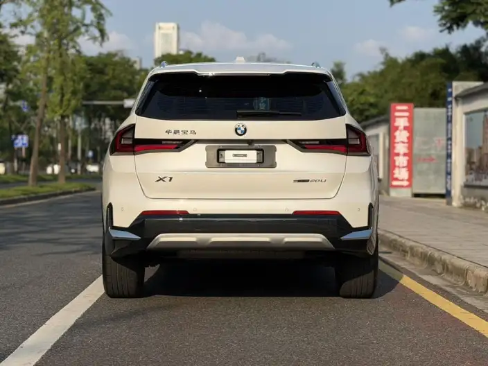 BMW X1 2023 Model sDrive20Li X Design Set – фото 6