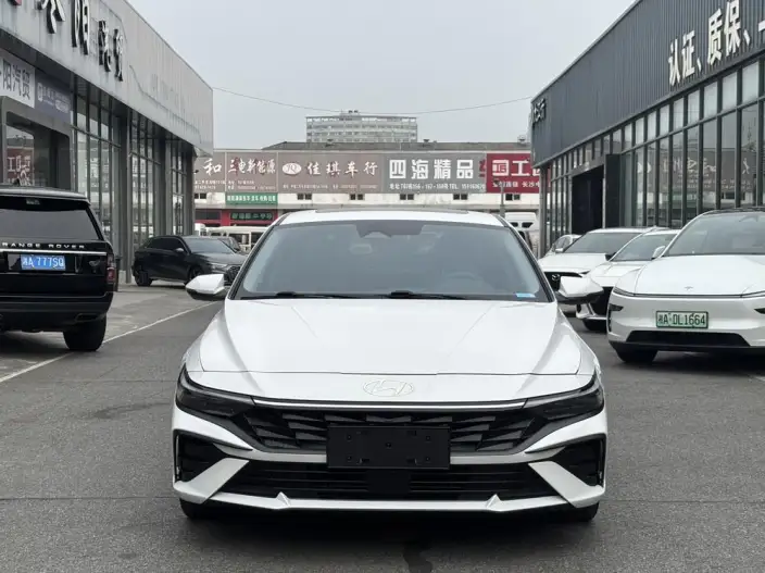 Hyundai Ioniq 2023 Model 1.5L CVT LUX Premium Edition