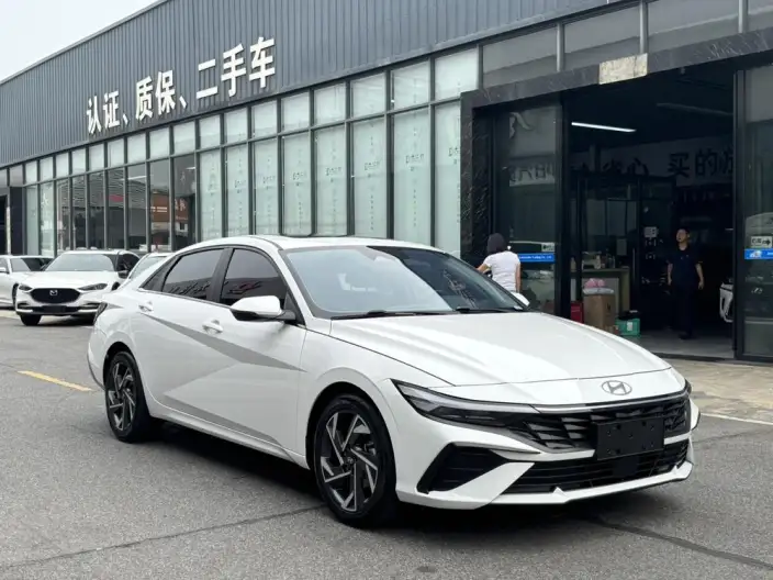 Hyundai Ioniq 2023 Model 1.5L CVT LUX Premium Edition