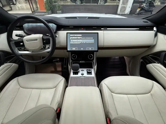 Range Rover 2023 Model 3.0 L6 360PS Shengshi Edition – фото 8