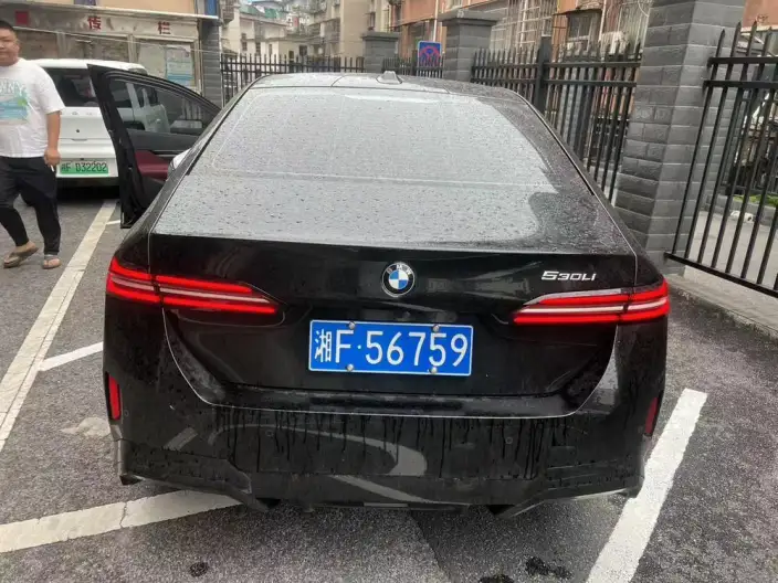 BMW 5 Series 2026 Model 530Li Leading Model M Sports Set – фото 5