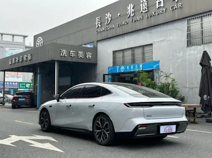 Geely Galaxy E8 2025 Model 575km Tiggo Edition