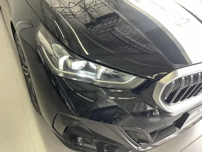 BMW 5 Series 2026 Model 530Li Leading Model M Sports Set – фото 9