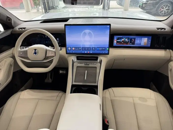 Denza N8L DM 2025 Model Flagship Model – фото 9
