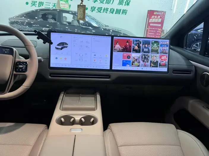 Li Auto i6 2025 Model 2WD Standard Edition