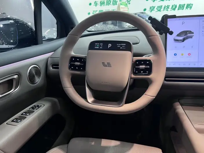 Li Auto i6 2025 Model 2WD Standard Edition – фото 7