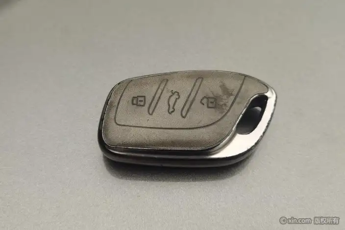 Roewe D7 DMH 2023 Model 125 Superior Edition – фото 6