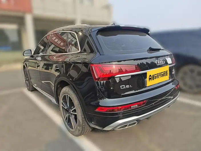 Audi Q5L 2024 Model 40TFSI Fashion Dynamic Model – фото 4