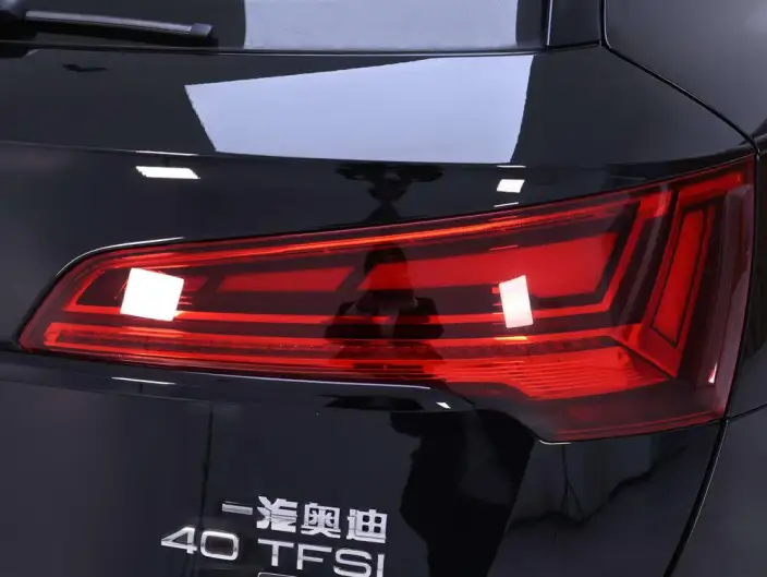 Audi Q5L 2024 Model 40TFSI Luxury Dynamic Model – фото 9
