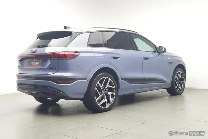AUDI Q6L e-tron 2026 Model First Edition Pilot Edition – фото 4