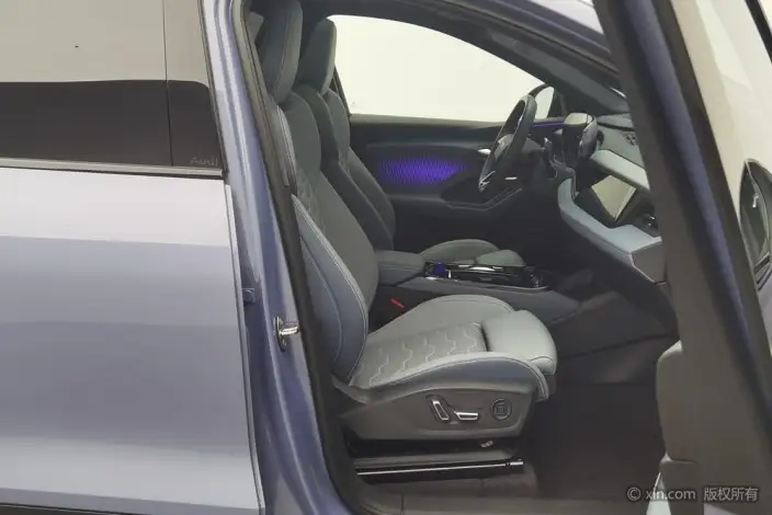 AUDI Q6L e-tron 2026 Model First Edition Pilot Edition – фото 10
