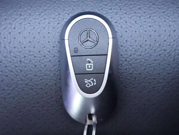 Mercedes-Benz C-Class 2025 Model C 260 L Sports Edition – фото 6