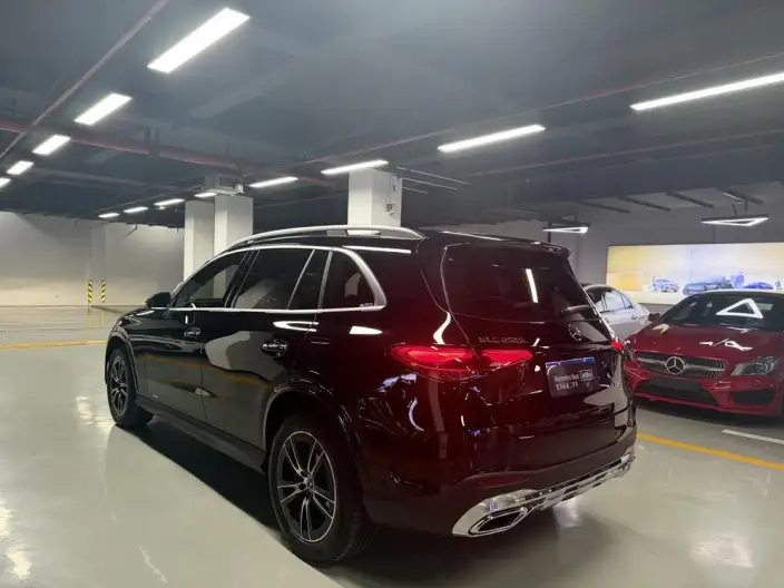 Mercedes-Benz GLC 2026 Model GLC 260 L 4MATIC Luxury Model 5 seat – фото 5