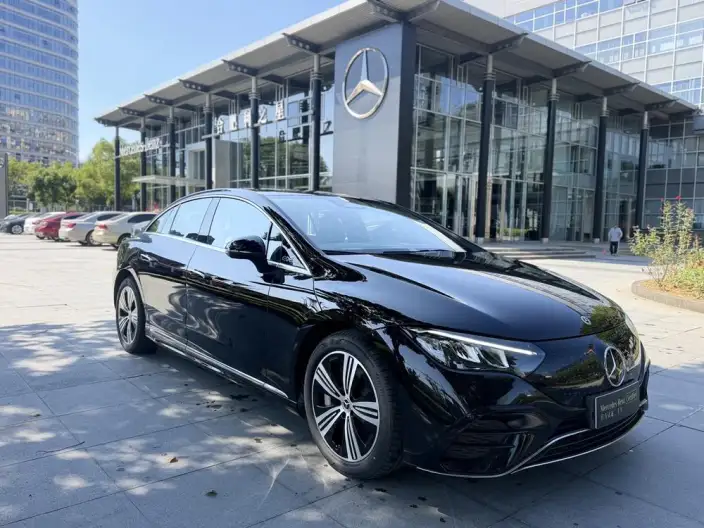 Mercedes-Benz EQE 2025 Model EQE 500 4MATIC Pioneer Edition – фото 3