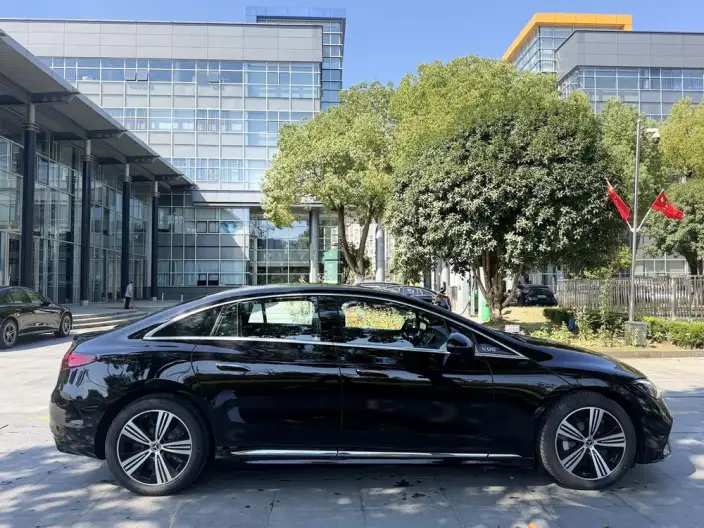 Mercedes-Benz EQE 2025 Model EQE 500 4MATIC Pioneer Edition – фото 8