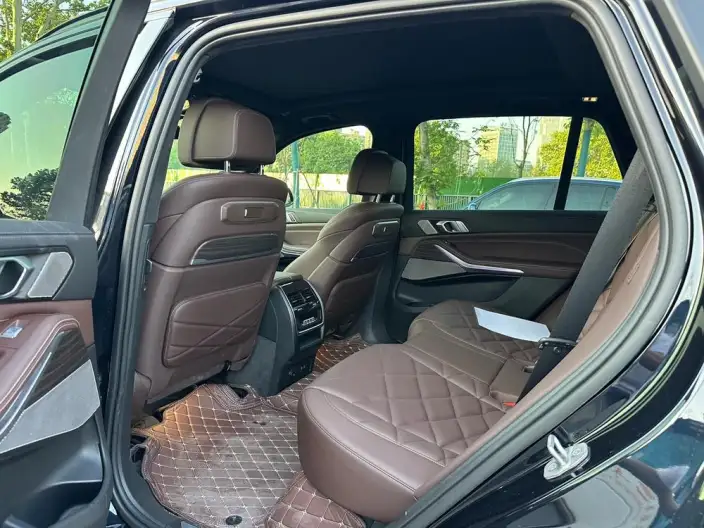 BMW X5 2023 Model xDrive40Li M Sports Set – фото 9