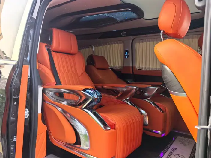 Mercedes-Benz V-Class 2024 Model V 300 L Long wheelbase Deluxe Edition – фото 6
