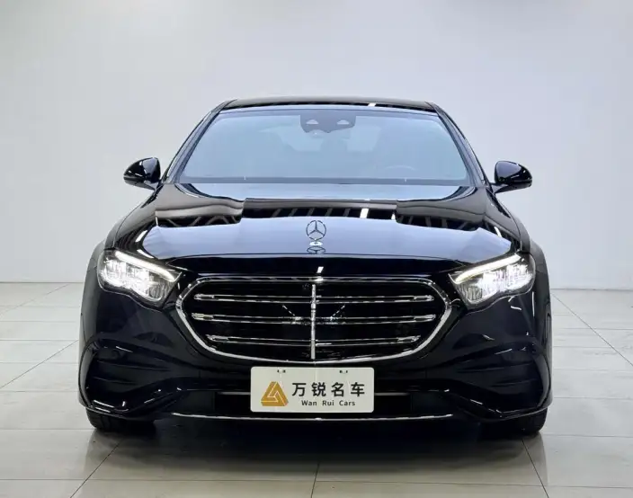 Mercedes-Benz E-Class 2024 Model E 300 L Luxury Model sedan – фото 2