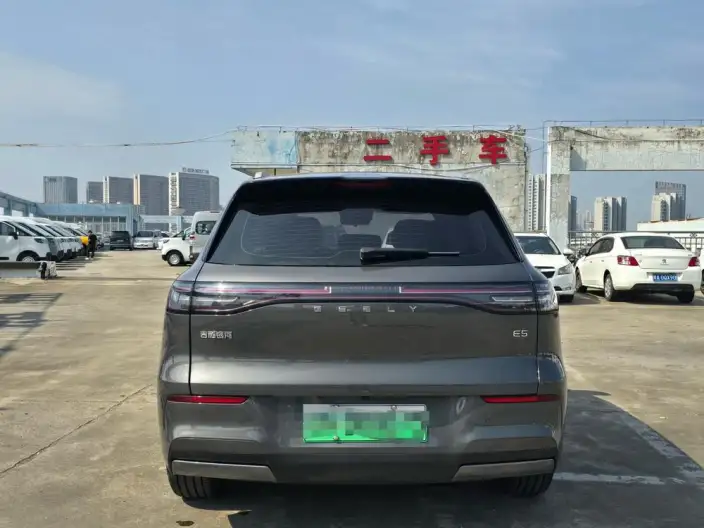 Geely Galaxy E5 2026 Model 610km Tiggo + Edition – фото 5
