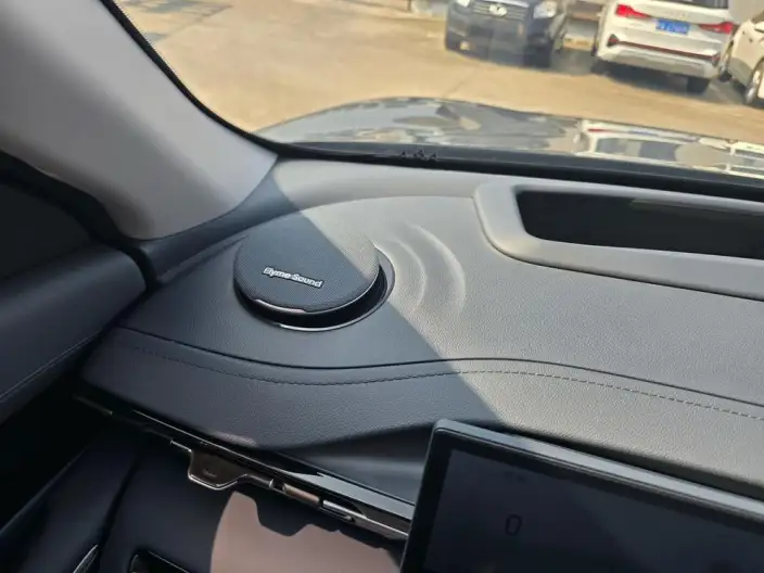 Geely Galaxy E5 2026 Model 610km Tiggo + Edition – фото 9