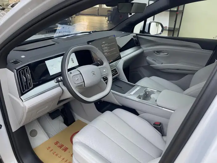 Song Ultra DM 2026 Model DM-i 205KM Beyond Edition – фото 7