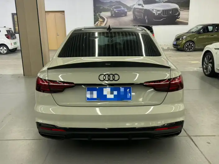 Audi A4 L 2022 Model 40 TFSI Fashion Dynamic Model – фото 5