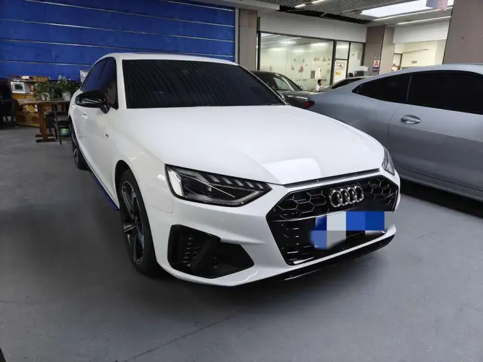 Audi A4 L 2023 Model 40 TFSI quattro Luxury Dynamic Model