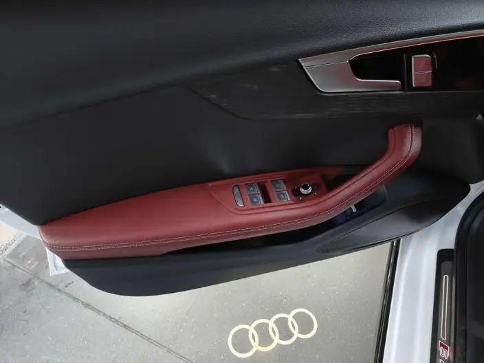 Audi A4 L 2023 Model 40 TFSI quattro Luxury Dynamic Model – фото 6