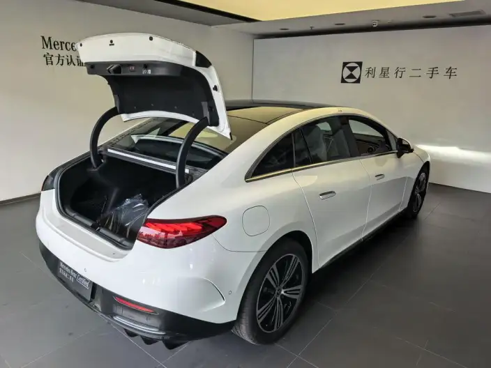 Mercedes-Benz EQE 2025 Model EQE 500 4MATIC Deluxe Edition – фото 6