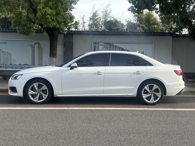 Audi A4 L Модель 2020 года 40 TFSI Luxury Elegance – фото 3