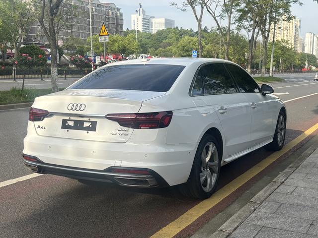 Audi A4 L Модель 2020 года 40 TFSI Luxury Elegance – фото 5