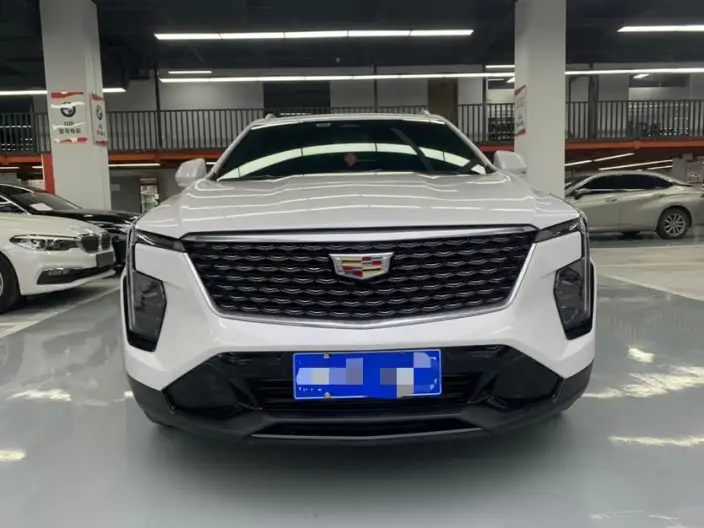 Cadillac XT4 2024 Model 28T 2WD Luxury Model