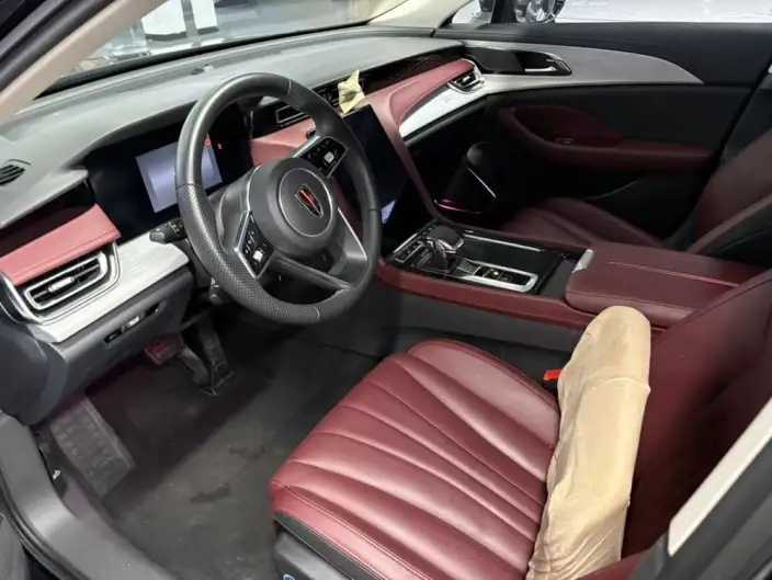 Hongqi H5 2024 Model 1.5T DCT Flag Rhythm Edition – фото 10
