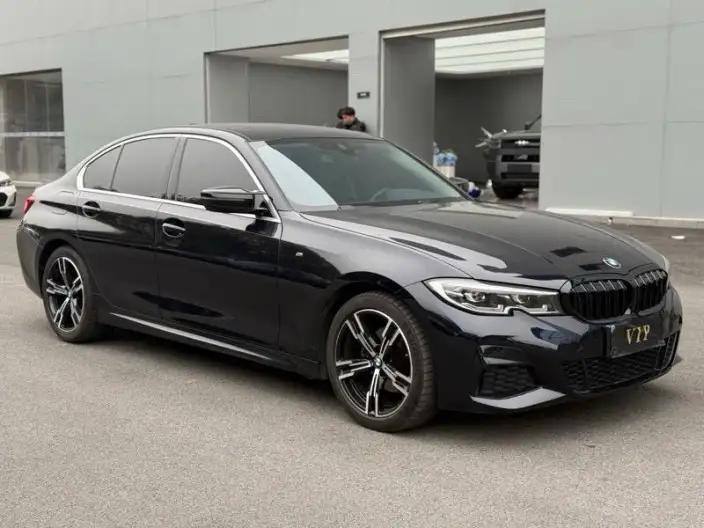 BMW 3 Series 2022 Model 325i M Sports Set – фото 3