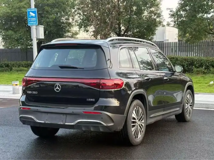 Mercedes-Benz EQB 2025 Model EQB 260 – фото 6