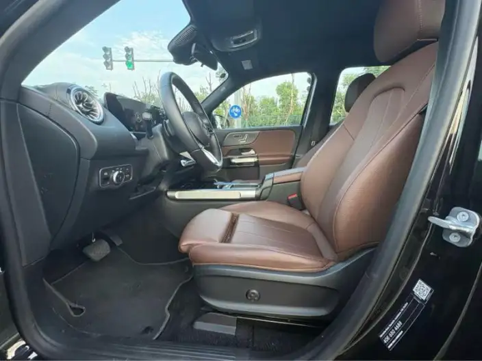Mercedes-Benz EQB 2025 Model EQB 260 – фото 8