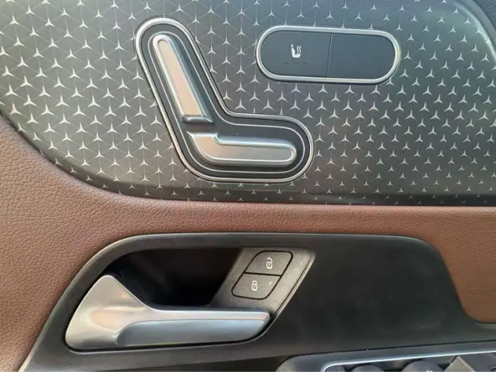 Mercedes-Benz EQB 2025 Model EQB 260 – фото 9