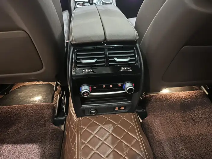 BMW 5 Series 2022 Model 530Li Exclusive Model M Sports Set – фото 6