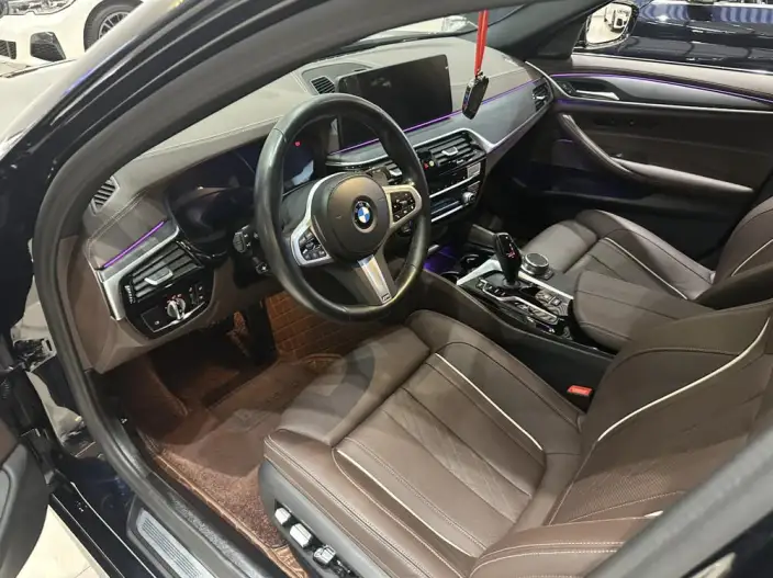 BMW 5 Series 2022 Model 530Li Exclusive Model M Sports Set – фото 9