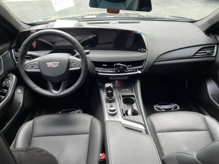 Cadillac CT5 2024 Model 28T Luxury Model Pro – фото 7