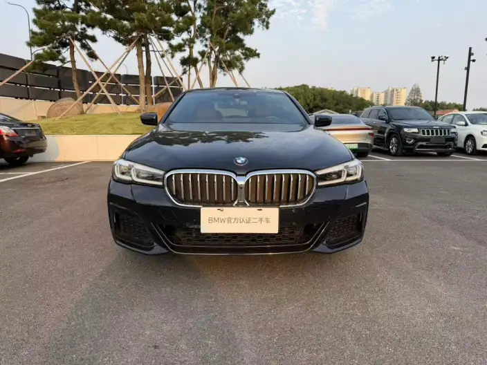 BMW 5 Series 2023 Model 530Li Exclusive Model M Sports Set – фото 2