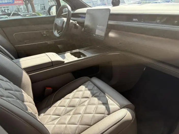 NIO ES8 2026 Model VI seat Executive Deluxe Edition – фото 5