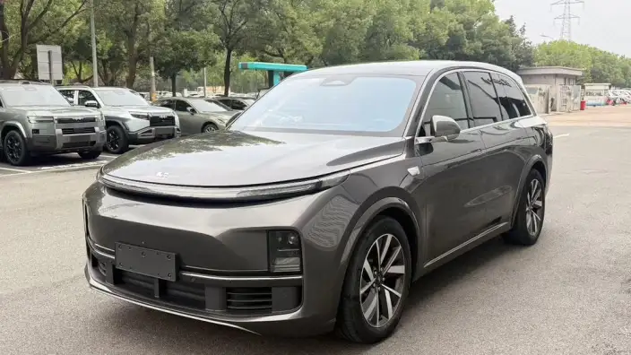 Li Auto L8 2023 Model Pro Edition