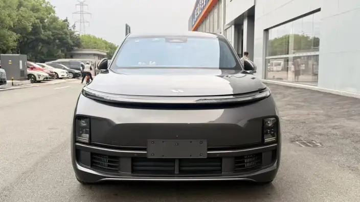 Li Auto L8 2023 Model Pro Edition