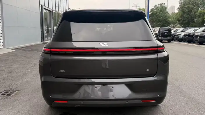 Li Auto L8 2023 Model Pro Edition