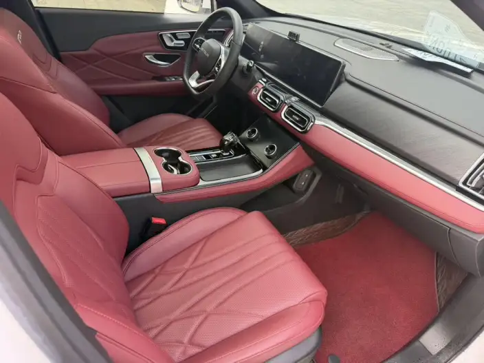 Jetour X70 PLUS 2025 Model 1.5T 6DCT Deluxe Edition 7 seat – фото 9