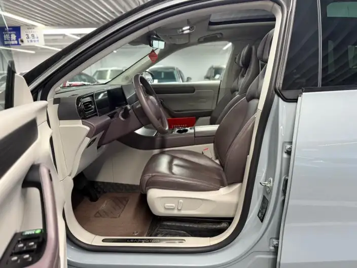 Leapmotor C11 2024 Model EV Edition 580 Exclusive Edition – фото 8