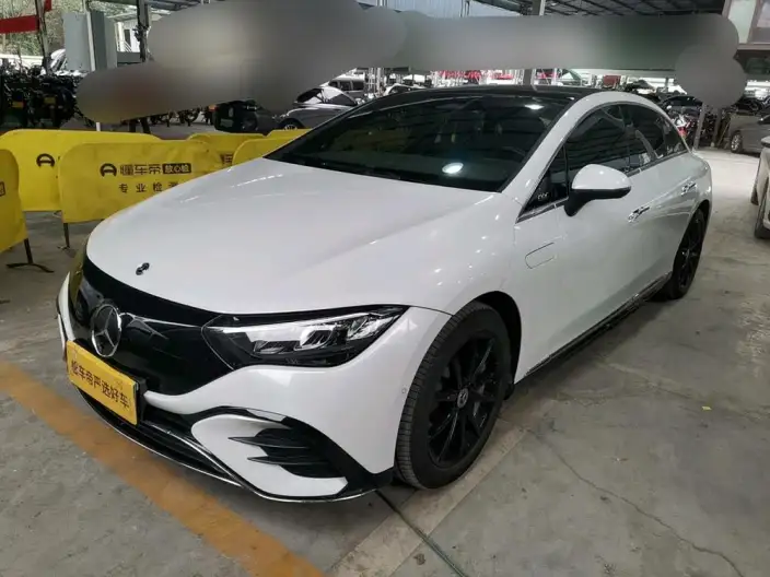 Mercedes-Benz EQE 2022 Model EQE 350 Pioneer Edition – фото 1